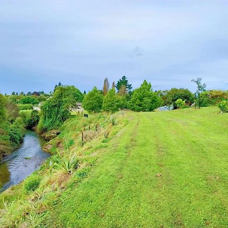 Tranquil Stream Villa Rotorua Ngoại thất bức ảnh